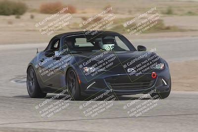 media/Nov-02-2025-Lotus Club of SoCal (Sun) [[dc384ab7f7]]/Novice Group/Cotton Corners/